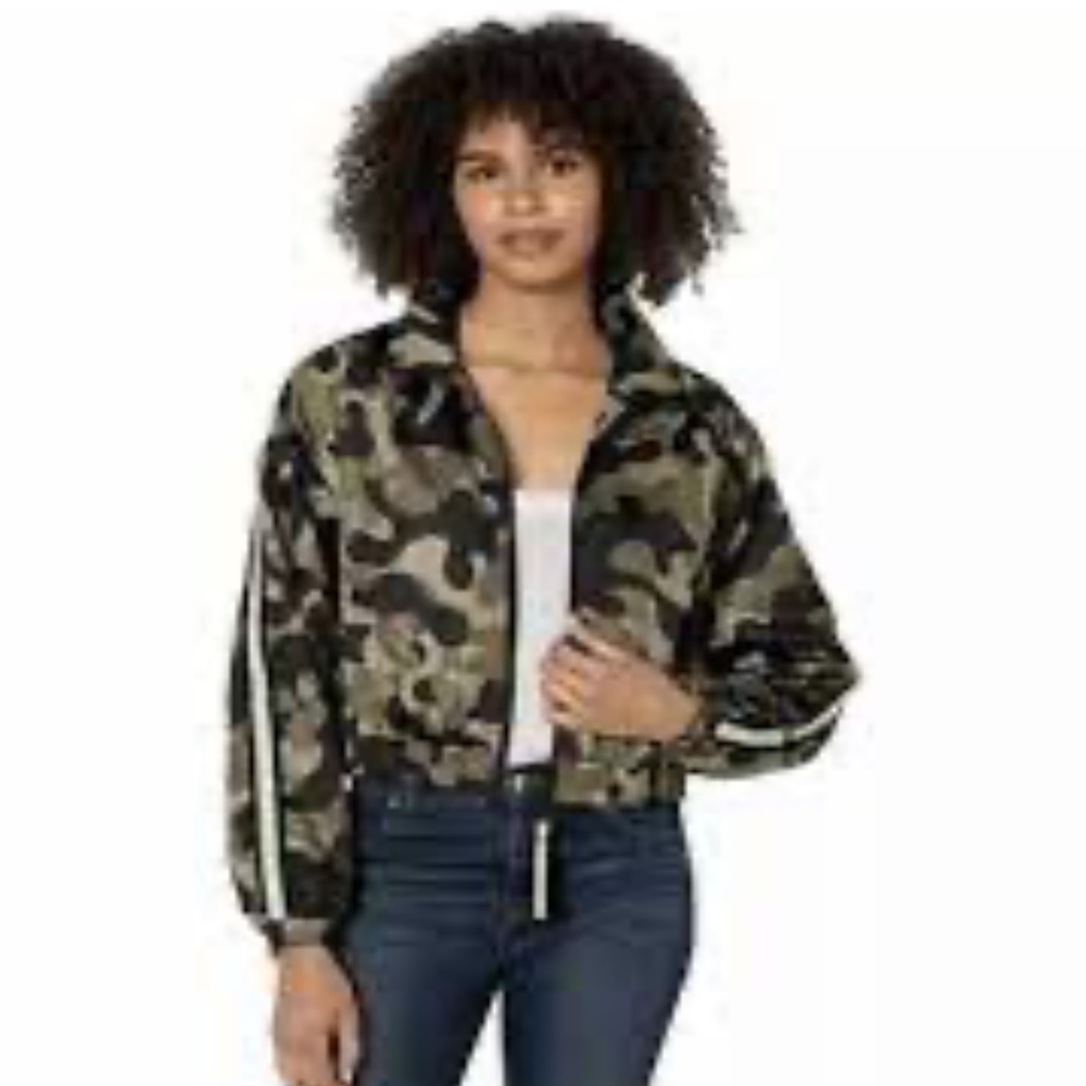 Blanc Noir Sporty Chic Wind Cropped Jacket